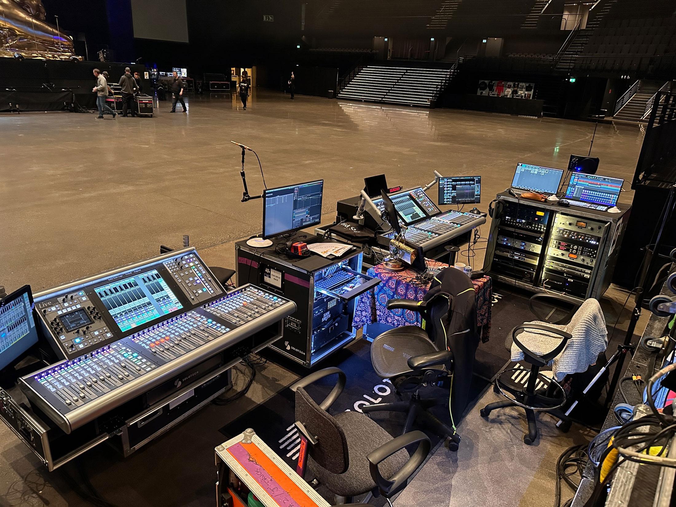 SSL LIVE L650ミキシングコンソールがSam Smithの「Gloria The SSL LIVE L650ミキシングコンソールがSam Smithの「Gloria The